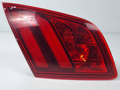 #3306448 PILOTO TRASERO IZQUIERDO INTERIOR