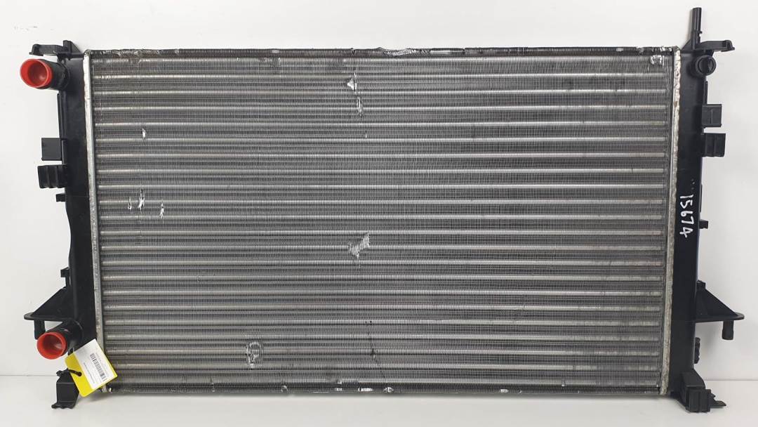 #1430888 RADIADOR AGUA