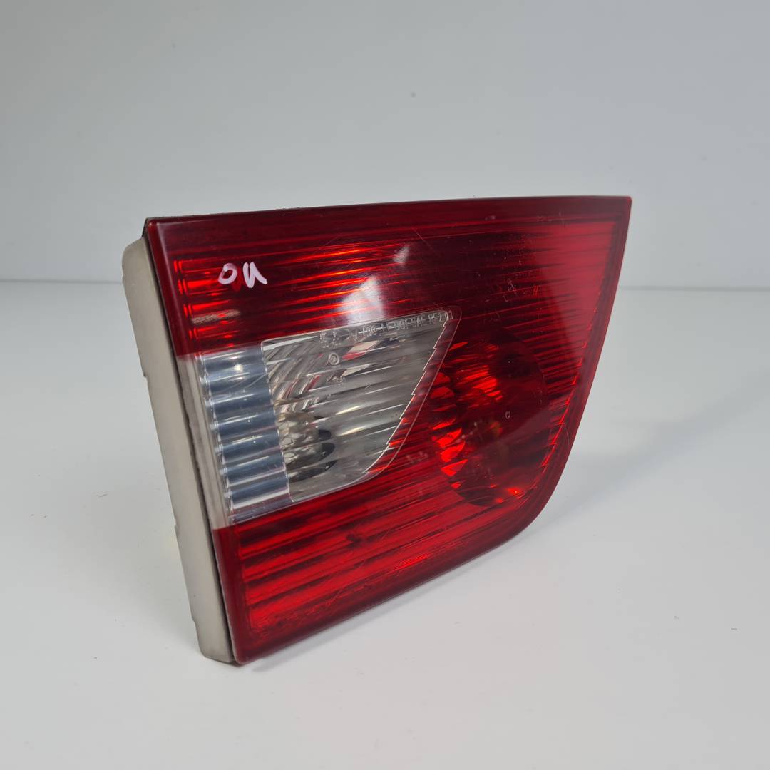 #3342340 PILOTO TRASERO IZQUIERDO INTERIOR