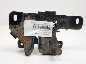 #887971 CERRADURA CAPOT