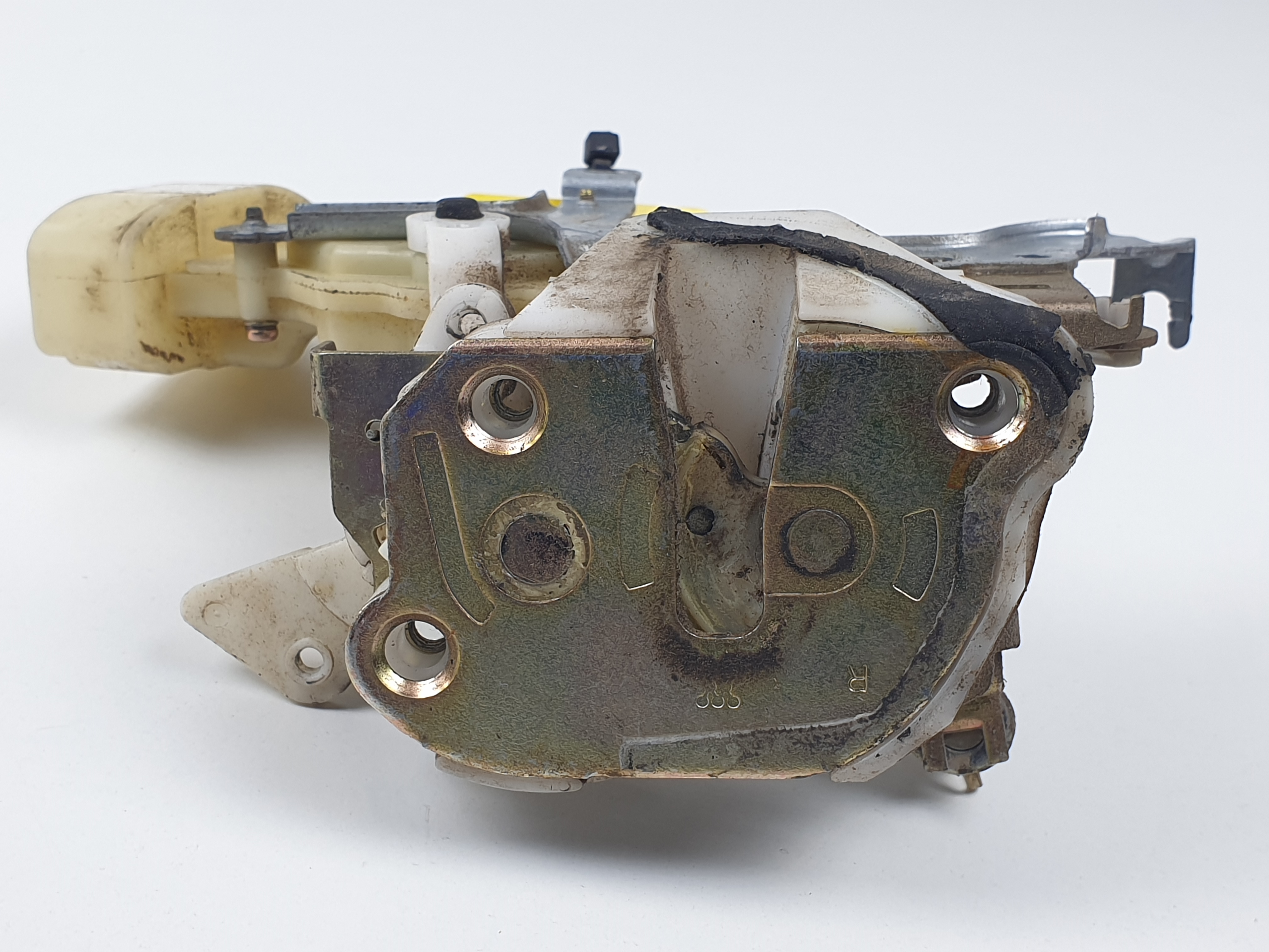 #1374947 CERRADURA PUERTA DELANTERA DERECHA