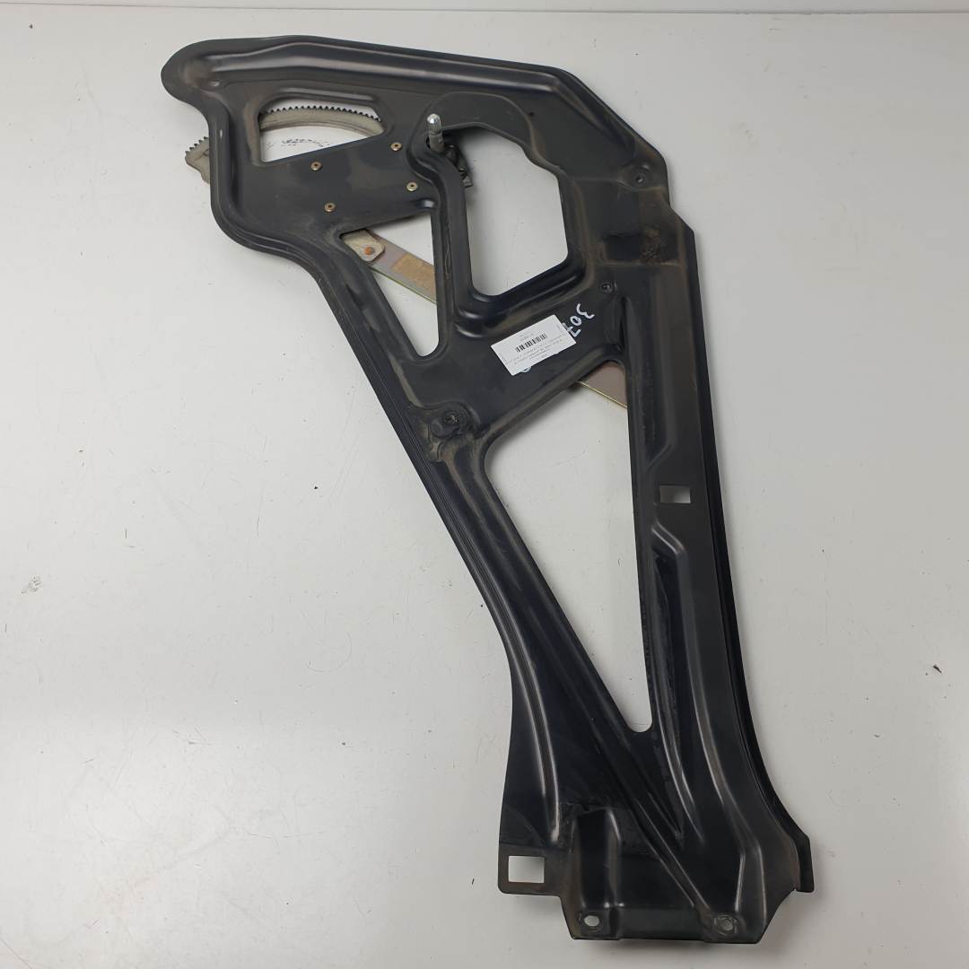 ELEVALUNAS DELANTERO DERECHO - VOLKSWAGEN - LT CAJA CERRADA / COMBI (MOD. 1997)