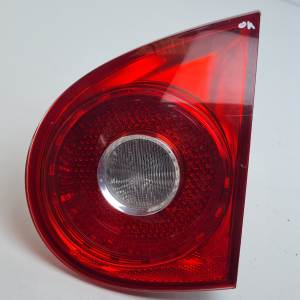 #3178400 PILOTO TRASERO DERECHO INTERIOR