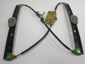 #753130 ELEVALUNAS TRASERO DERECHO