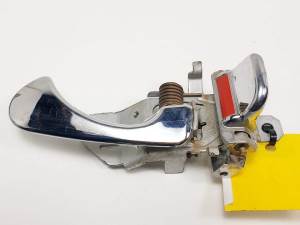 MANETA INTERIOR TRASERA DERECHA - MITSUBISHI - #1209556