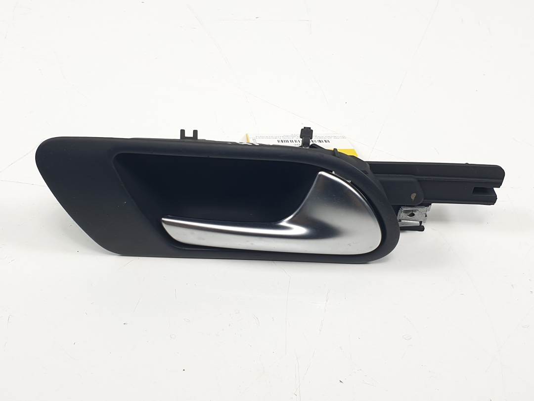 #3031072 MANETA INTERIOR DELANTERA DERECHA