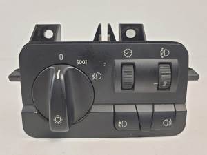 #1382432 MANDO LUCES