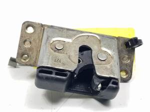 CERRADURA MALETERO / PORTON - OPEL - #912468