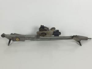 MOTOR LIMPIA DELANTERO - VOLVO - #920555