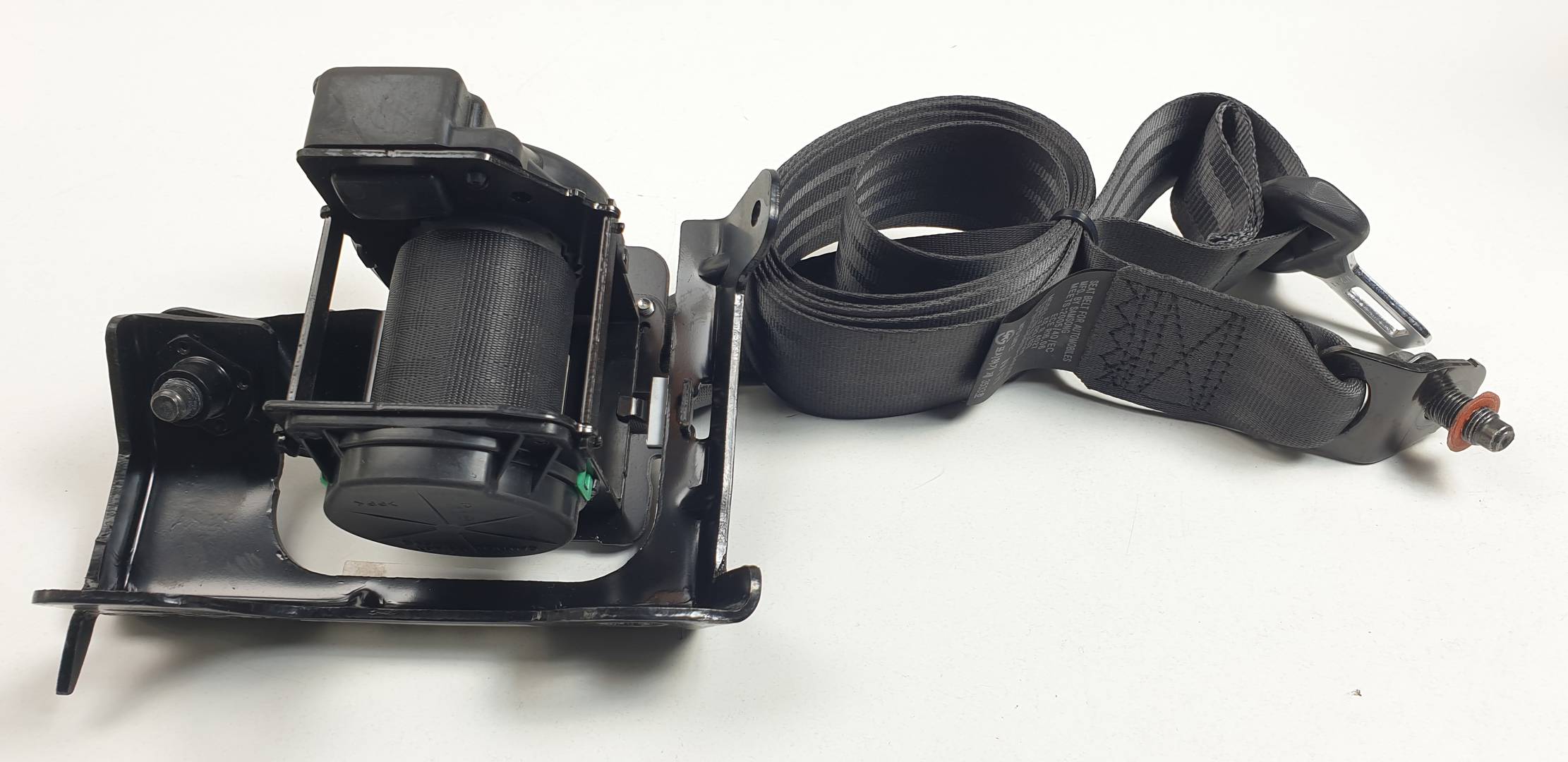 #1340413 CINTURON SEGURIDAD TRASERO IZQUIERDO