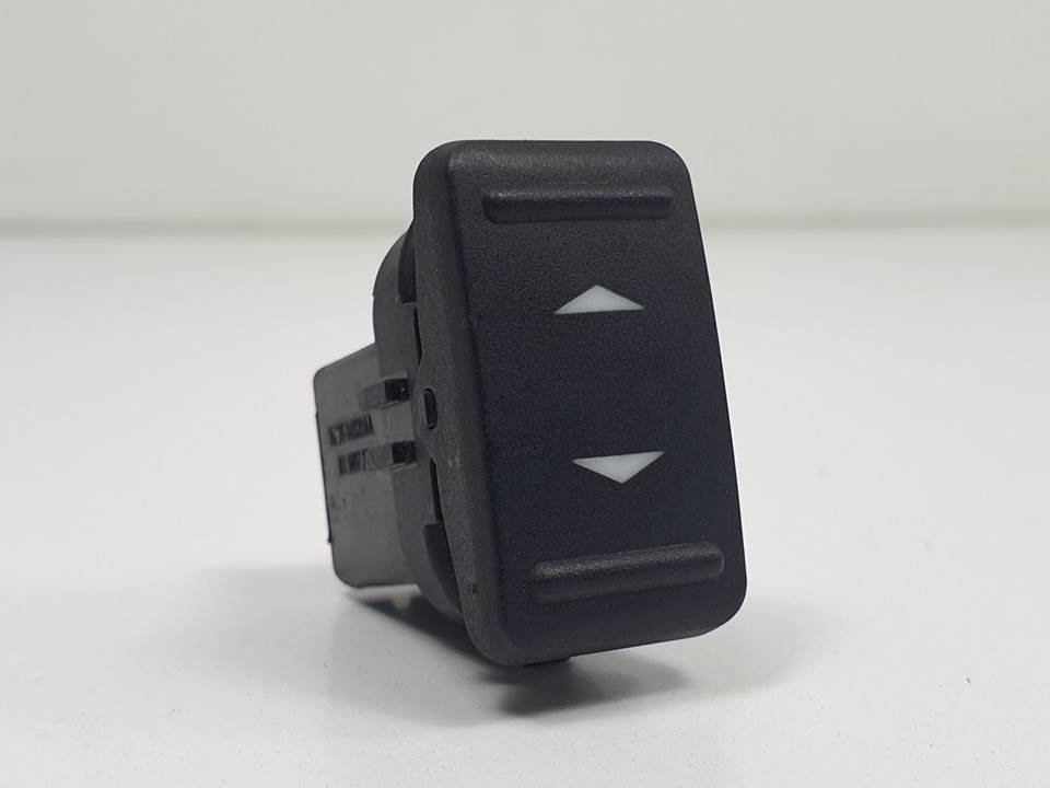 MANDO ELEVALUNAS TRASERO IZQUIERDO - 7M5T14529AA - FORD - KUGA (CBV)