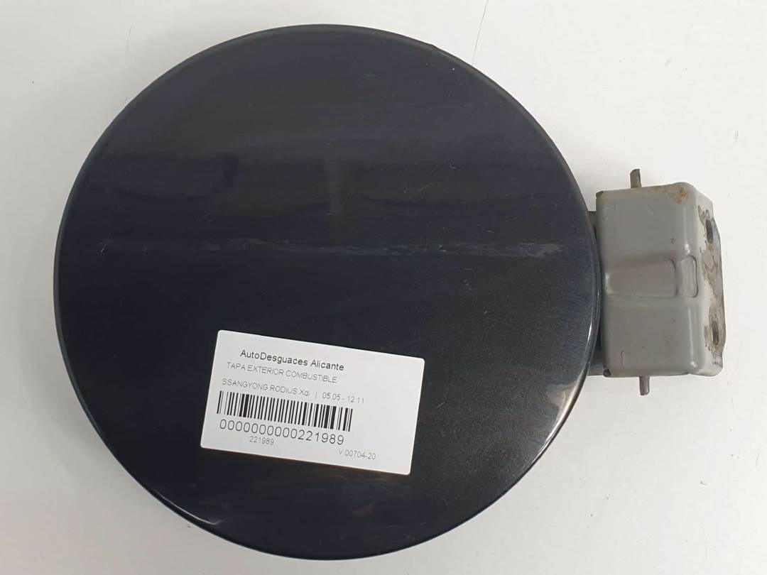 TAPA EXTERIOR COMBUSTIBLE - SSANGYONG - #221989
