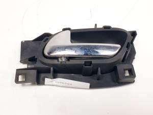 MANETA INTERIOR DELANTERA IZQUIERDA - PEUGEOT - #1042504