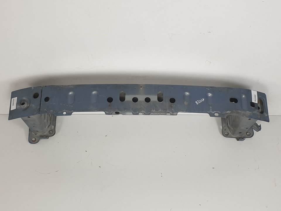 #1235223 REFUERZO PARAGOLPES DELANTERO