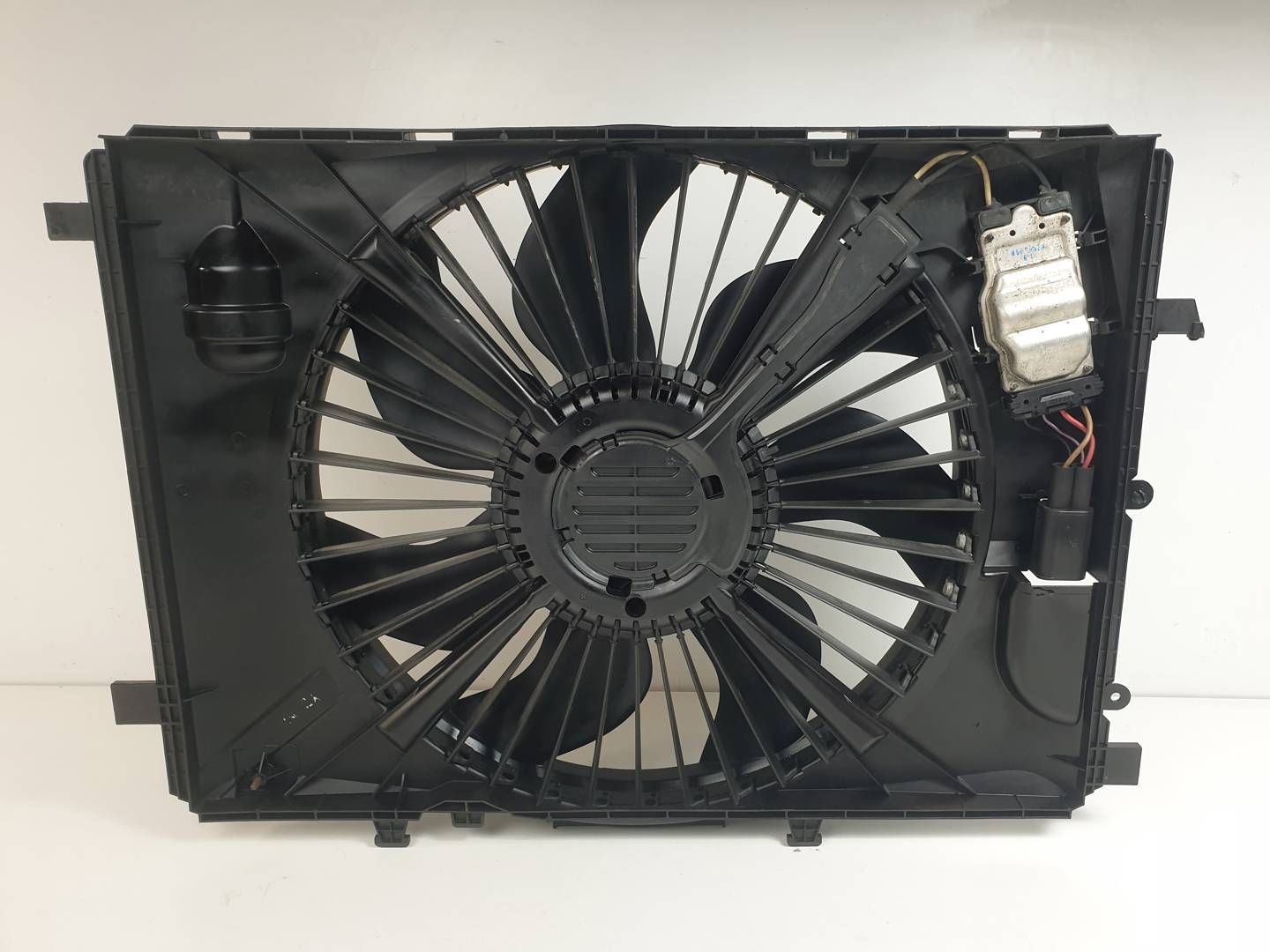 #3260240 ELECTROVENTILADOR