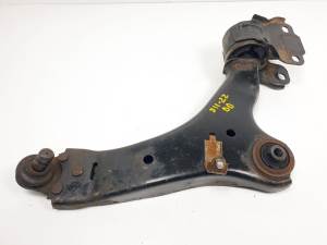 BRAZO SUSPENSION INFERIOR DELANTERO DERECHO - VOLVO - #571508