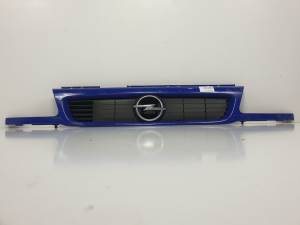 REJILLA DELANTERA - OPEL - #817287