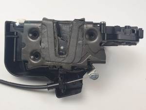 CERRADURA PUERTA TRASERA IZQUIERDA - LAND ROVER - #1419456