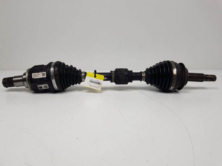 TRANSMISION DELANTERA IZQUIERDA - TOYOTA - #1304586