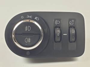 #1537688 MANDO LUCES