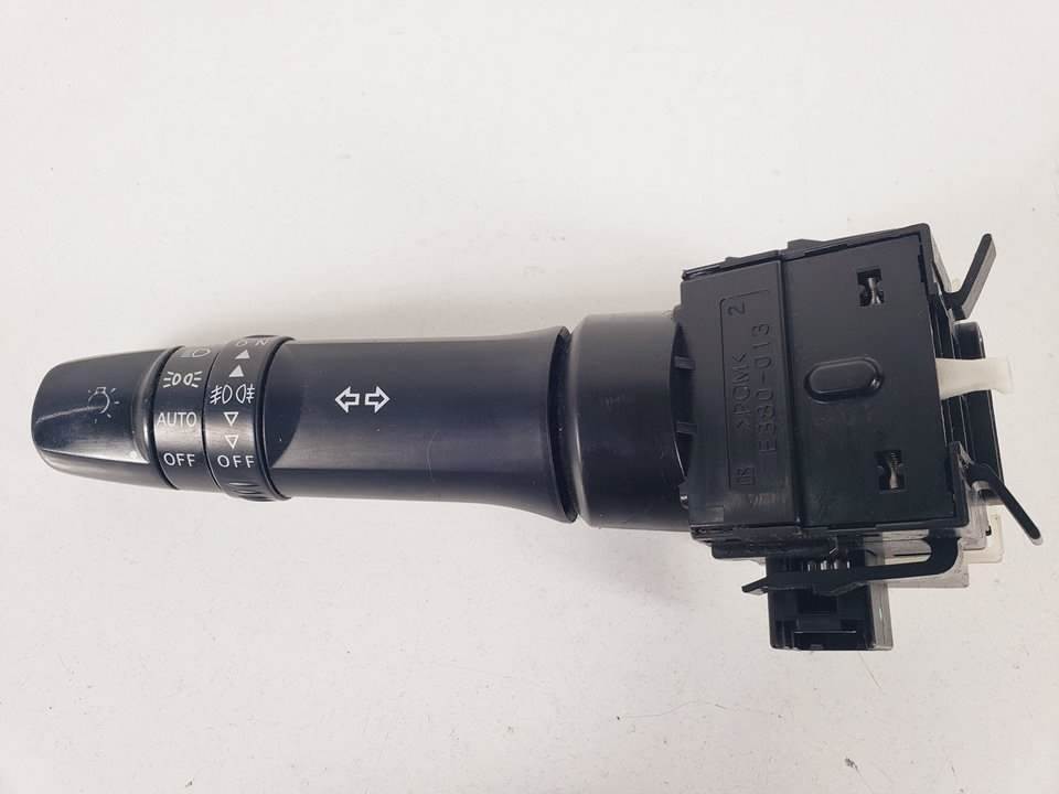 MANDO LUCES - MITSUBISHI - OUTLANDER (CW0)