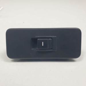 MANDO ELEVALUNAS DELANTERO DERECHO - LAND ROVER - #1205983