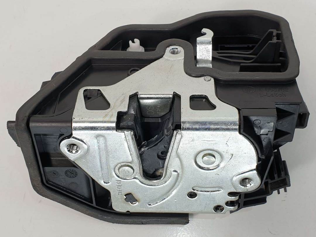 CERRADURA PUERTA DELANTERA IZQUIERDA - BMW - #292959