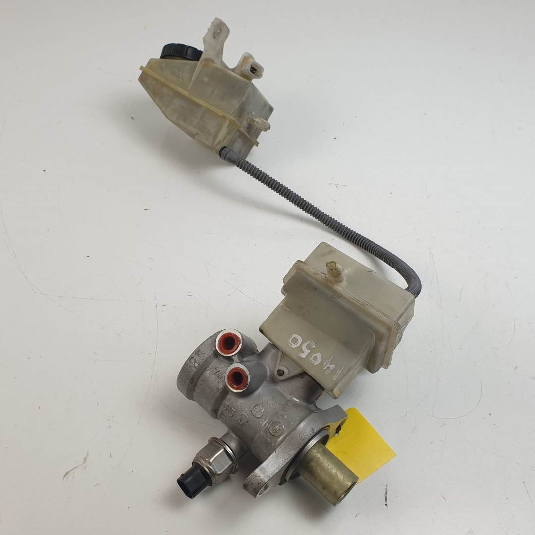 #1525242 BOMBA FRENO