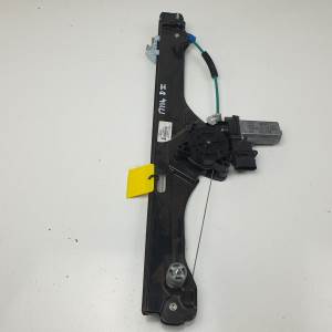 #1546657 ELEVALUNAS DELANTERO IZQUIERDO