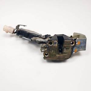 CERRADURA PUERTA TRASERA DERECHA - TOYOTA - #1183125