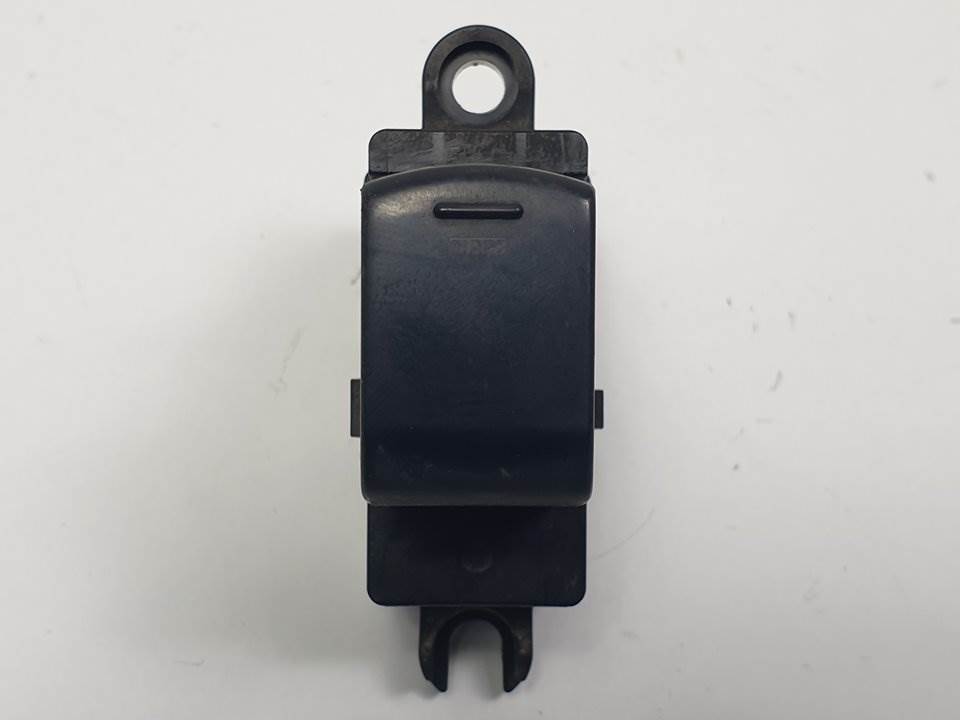 MANDO ELEVALUNAS DELANTERO DERECHO - 80961EB670 - NISSAN - NAVARA PICK-UP (D40M)