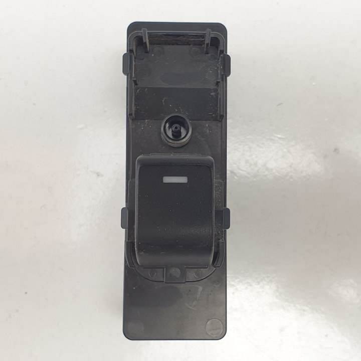 MANDO ELEVALUNAS DELANTERO DERECHO - KD4566370 - MAZDA - CX-5