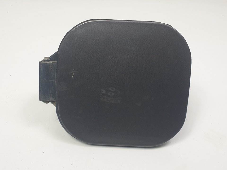 TAPA EXTERIOR COMBUSTIBLE - TATA - SAFARI