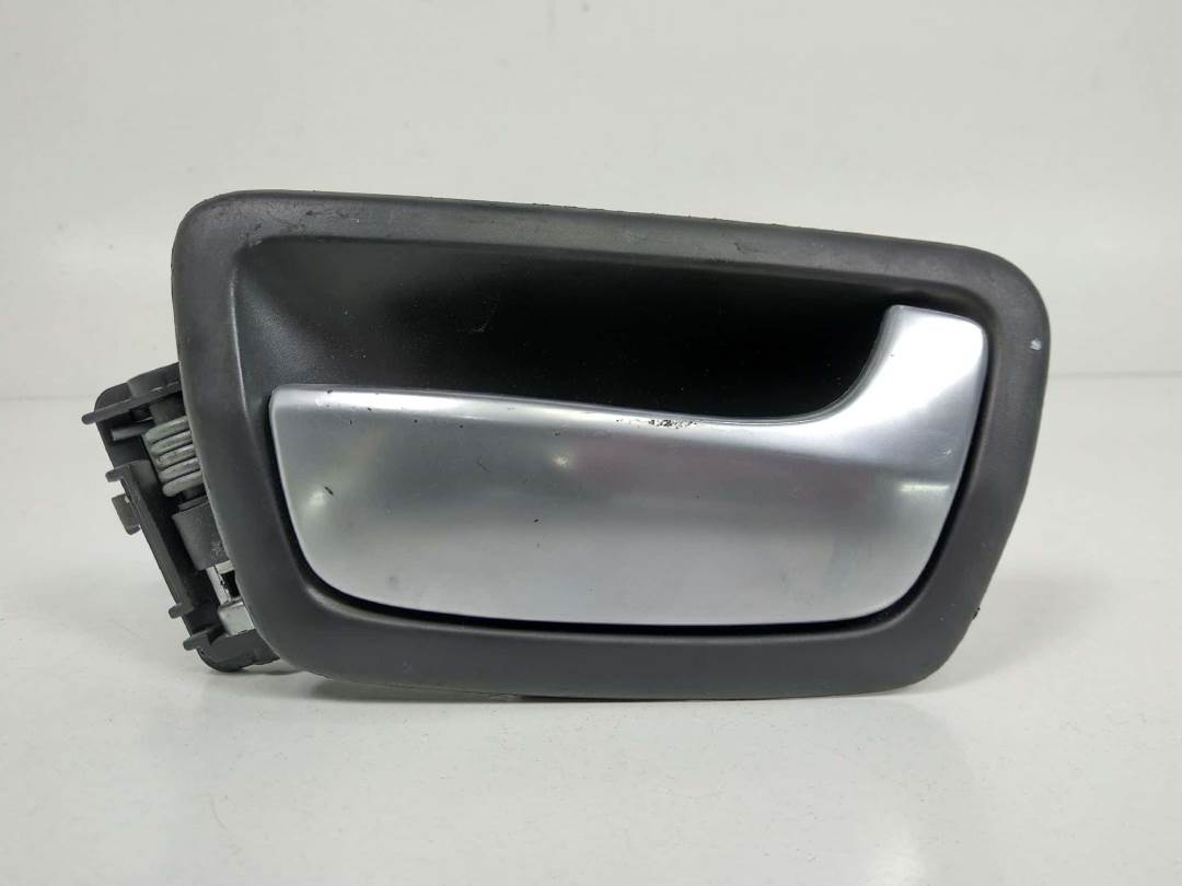 #317798 MANETA INTERIOR DELANTERA IZQUIERDA