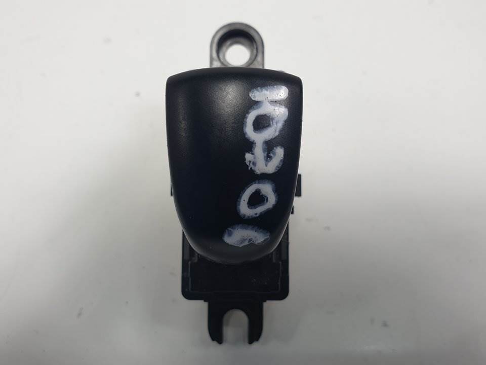 MANDO ELEVALUNAS TRASERO IZQUIERDO - NISSAN - #735176