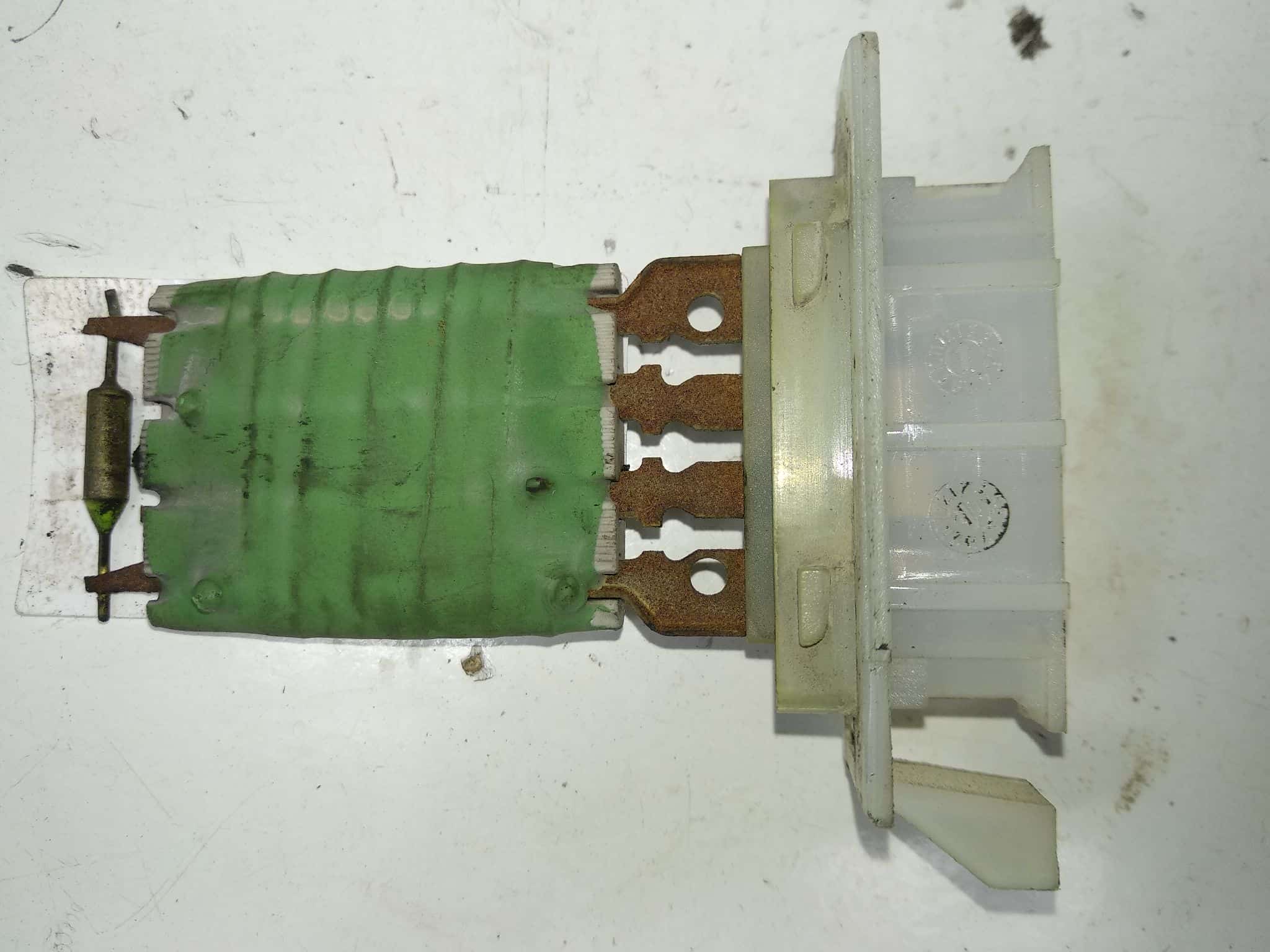 #443570 RESISTENCIA CALEFACCION