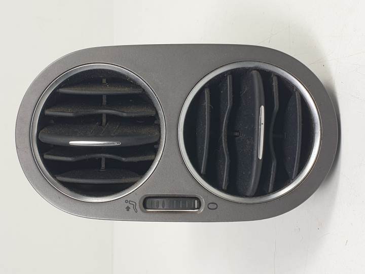 #644767 REJILLA AIREADORA