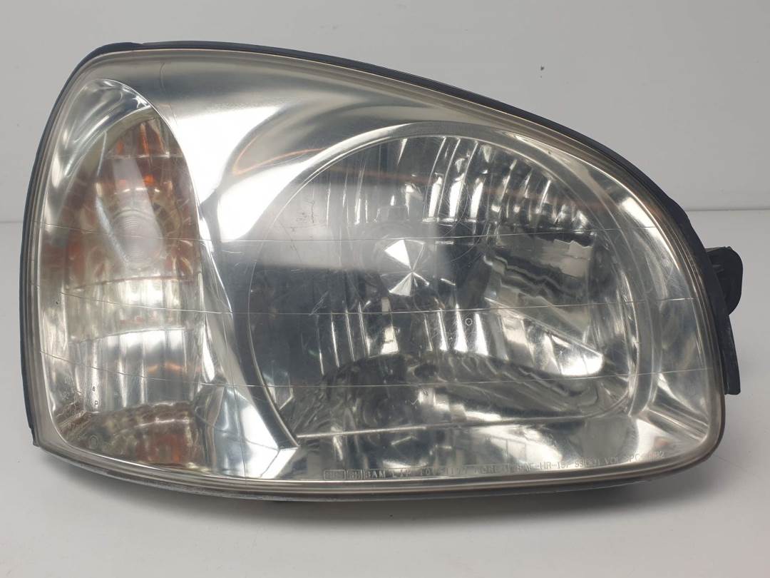 FARO DERECHO - HYUNDAI - SANTA FE (SM)