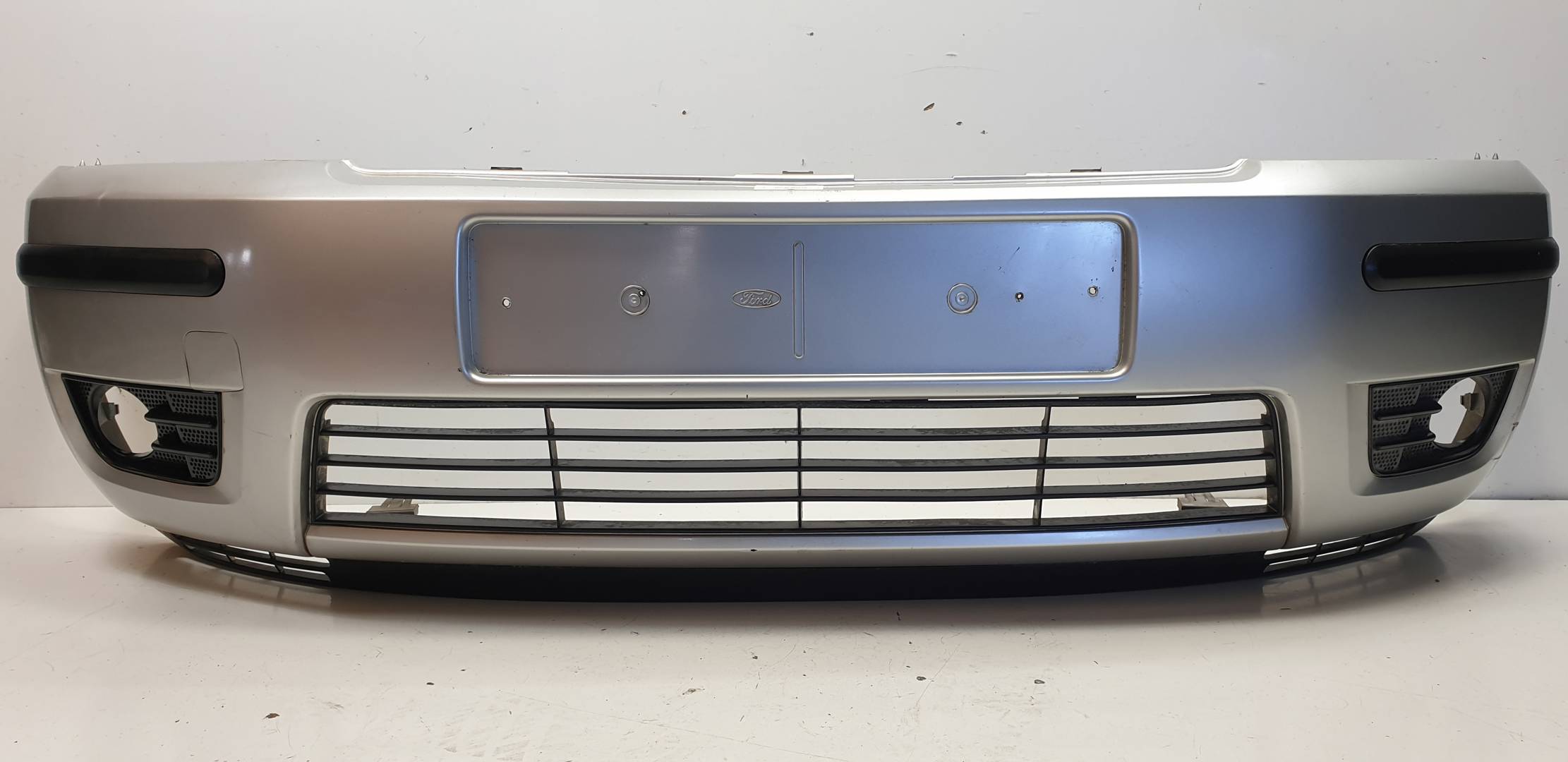 #3367061 PARAGOLPES DELANTERO