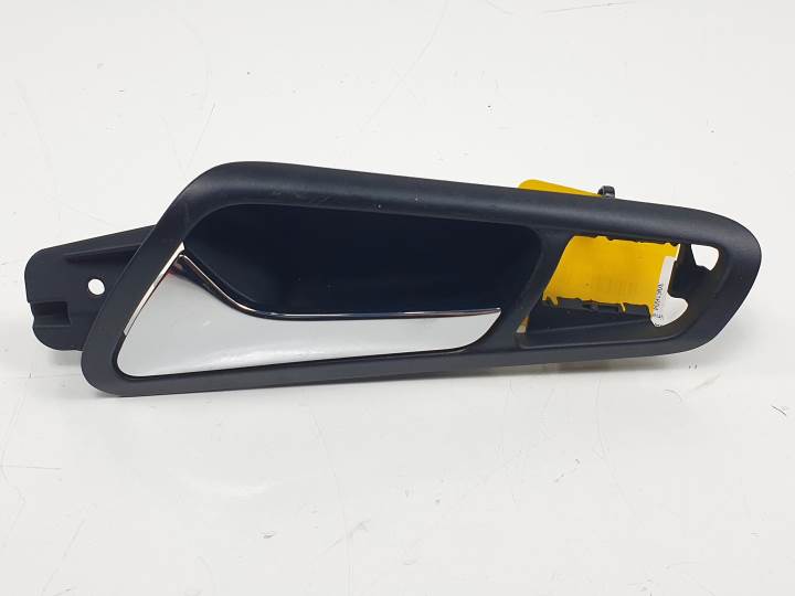 #3061604 MANETA INTERIOR DELANTERA IZQUIERDA