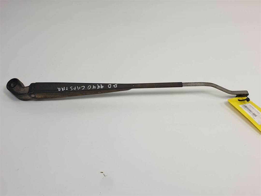 BRAZO LIMPIA DELANTERO DERECHO - R496AL - NISSAN - CABSTAR E