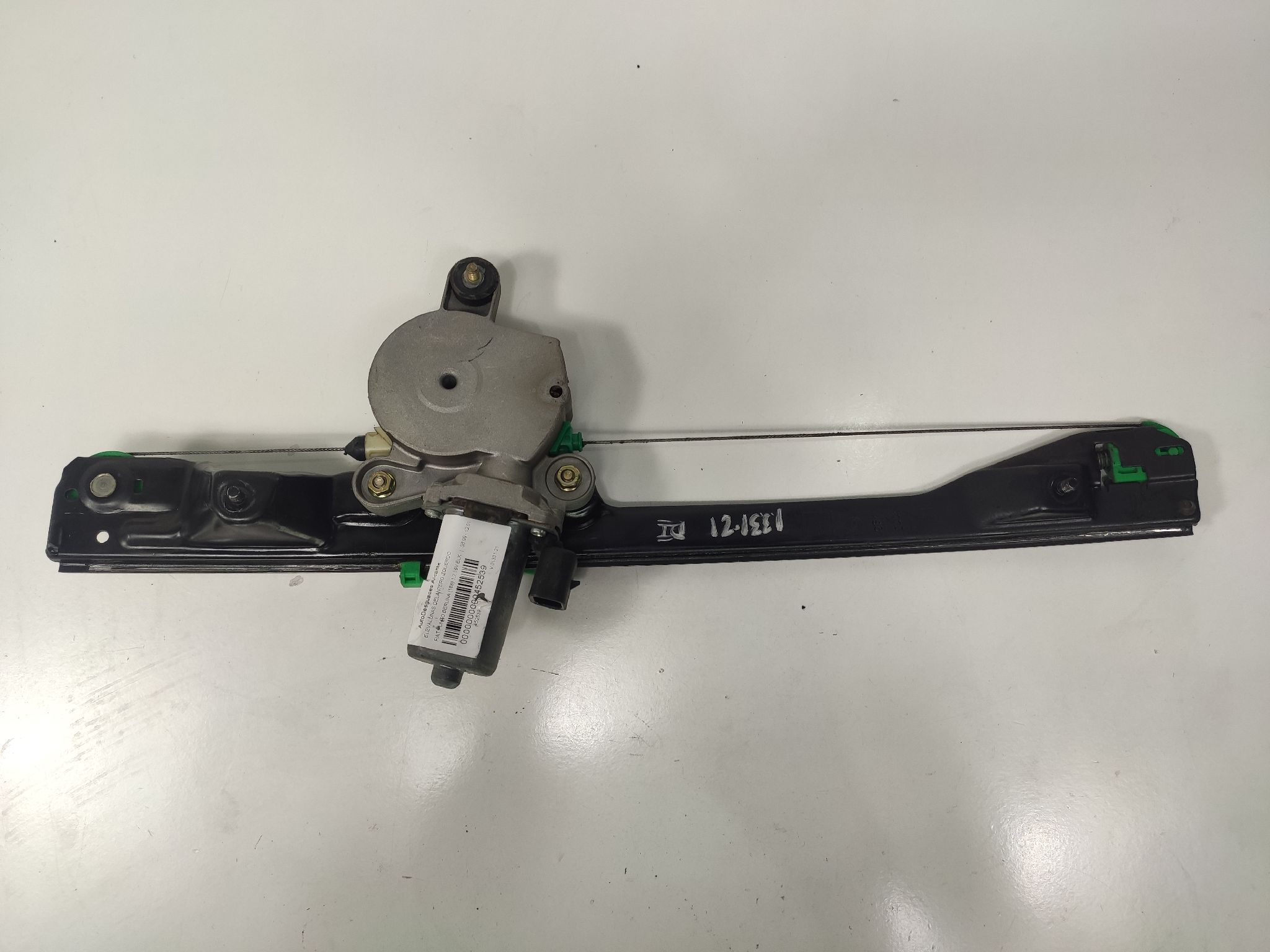 #452539 ELEVALUNAS DELANTERO IZQUIERDO