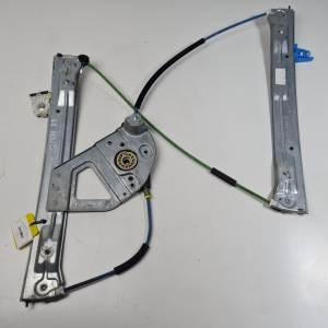 #3201617 ELEVALUNAS DELANTERO DERECHO