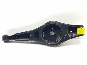 BRAZO SUSPENSION INFERIOR TRASERO IZQUIERDO - VOLKSWAGEN - #1038118