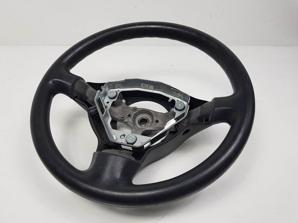 VOLANTE - TOYOTA - YARIS (NCP1/NLP1/SCP1)