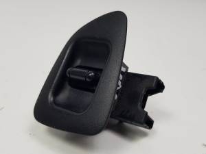 MANDO ELEVALUNAS TRASERO DERECHO - MG ROVER - #795134
