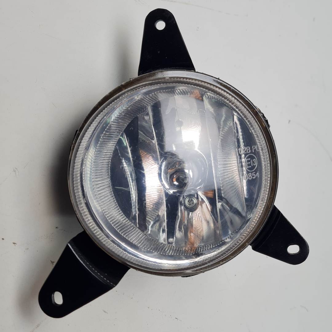 #3215633 FARO ANTINIEBLA IZQUIERDO