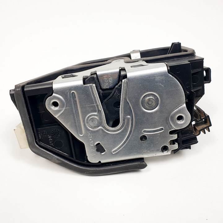 #1307197 CERRADURA PUERTA DELANTERA IZQUIERDA