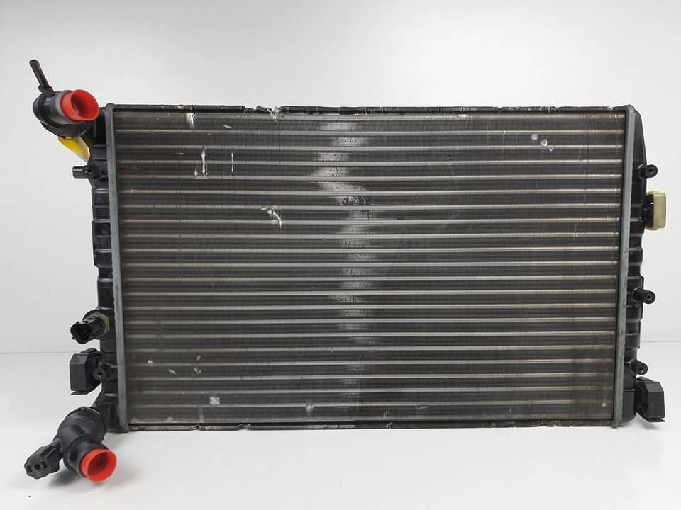 #1306407 RADIADOR AGUA