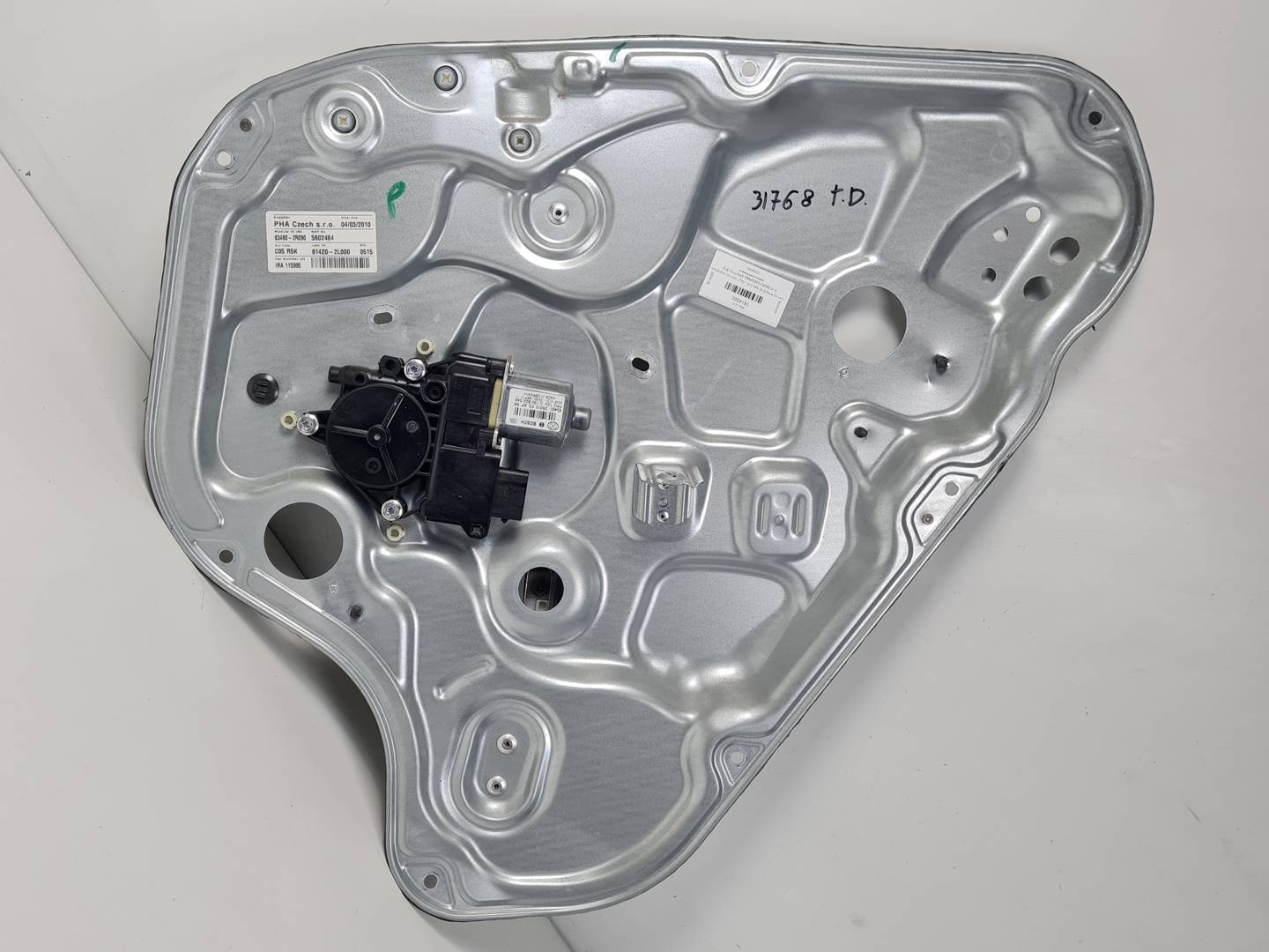 ELEVALUNAS TRASERO DERECHO - 834802R090 - HYUNDAI - I30 CW (FD)